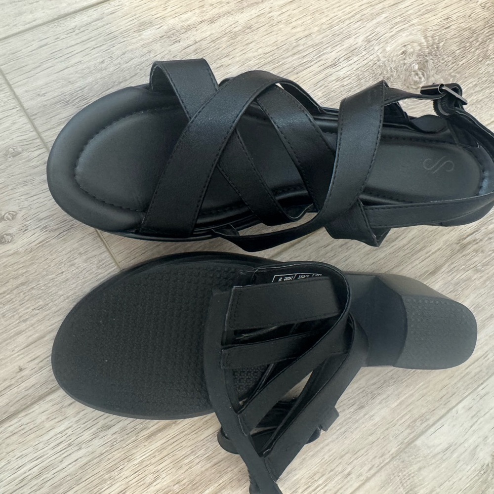 Solely Jane Interchangeable Heels - Picture 2 of 10
